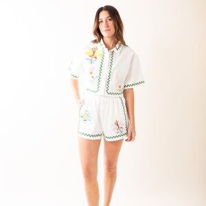 NWT Mable Sallie Embroidered Off White Set